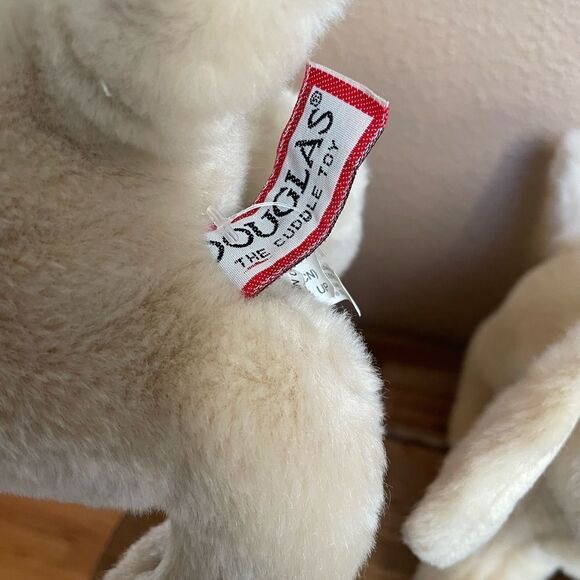 Douglas Spankie The Yellow lab Olush Dogs set of 2! - Picture 7 of 14